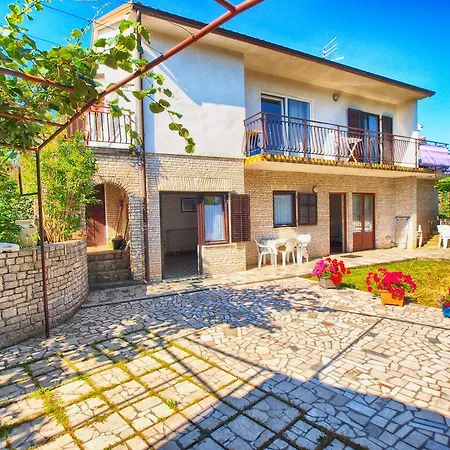 Kosovka 1398 Apartment